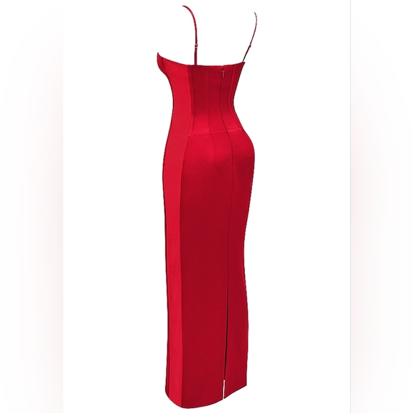 Red Satin 'Shani' House of CB- XS (Plus Cup!) - Picture 9 of 16